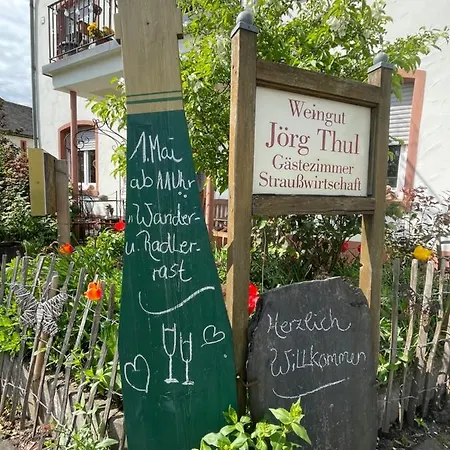 Weingut Und Gaestezimmer Joerg Thul Vendégház 3*